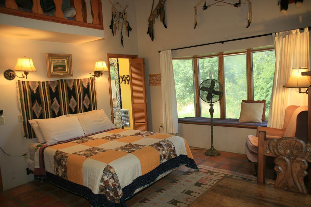 Spirit Tree Inn B&B Patagonia 외부 사진